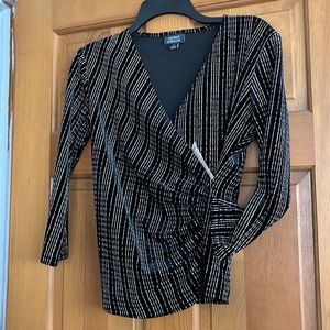 Long sleeve velour / embellished top